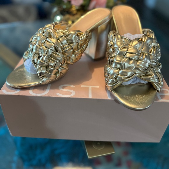 Just Fab Blair Sandals - Picture 4 of 6